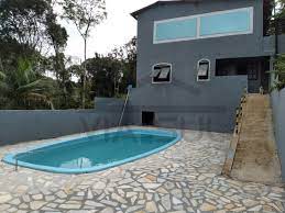 Linda e charmosa casa à venda em Juquitiba com piscina