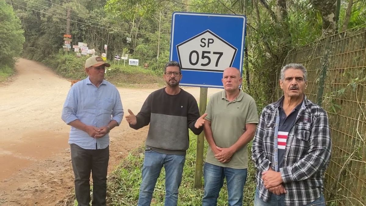 A MAIOR PAVIMENTAÇÃO DA HISTÓRIA DE JUQUITIBA SP 57