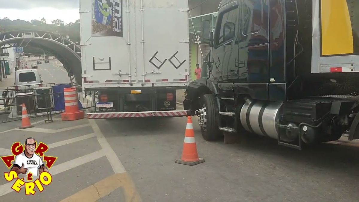 ACIDENTE EM FRENTE AO PALCO DE SHOW DO ANIVERSÁRIO DE JUQUITIBA 🤡