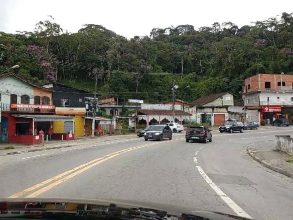 Dirigindo por São Lourenço da Serra, Embu Guaçu e Itapecerica da Serra