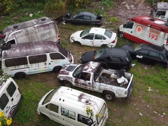 FAVELACOP JUQUITIBA CARROS SUCATEDOS DA PREFEITURA DE JUQUITIBA