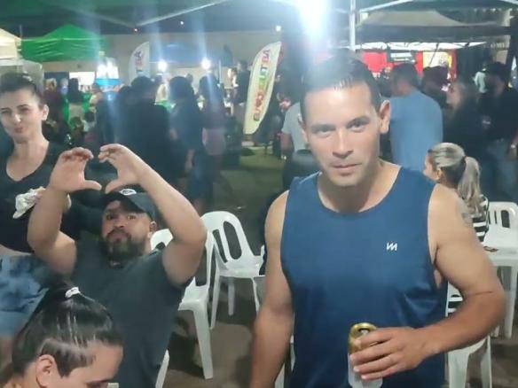 FEIRA NOTURNA DE JUQUITIBA LOTADA