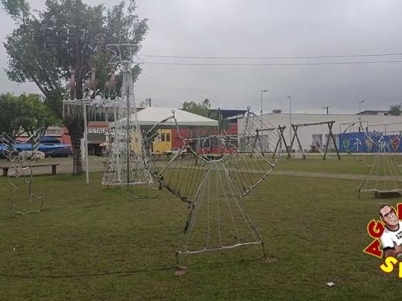 JUQUITIBA A CIDADE QUE NÃO DEU CERTO ROUBARAM AS LUZES DA PRAÇA