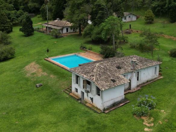 MAGNÍFICO SITIO À VENDA BAIRRO VARGEDO – SÃO LOURENÇO DA SERRA/SP 231.000M2 TERRENO, RIACHO, PISCINA