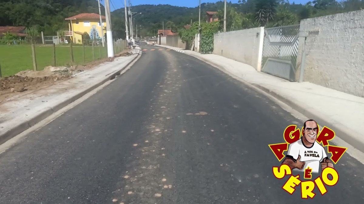 Pavimentação da Estrada dos Pratas em São Lourenço da Serra