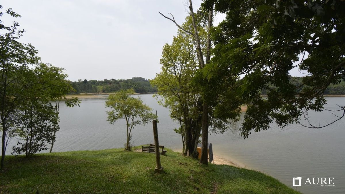 Pesqueiro/Pousada à Venda em Juquitiba SP | 14.000 m² | R$ 1.500.000,00