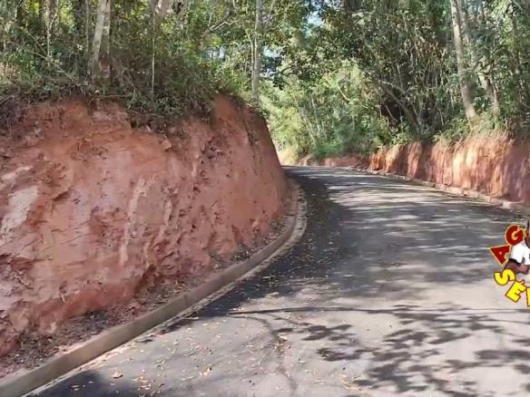 RUA OSCALINO DELFINO PINTO PAVIMENTAÇÃO EM SÃO LOURENÇO DA SERRA PREFEITO FELIPE