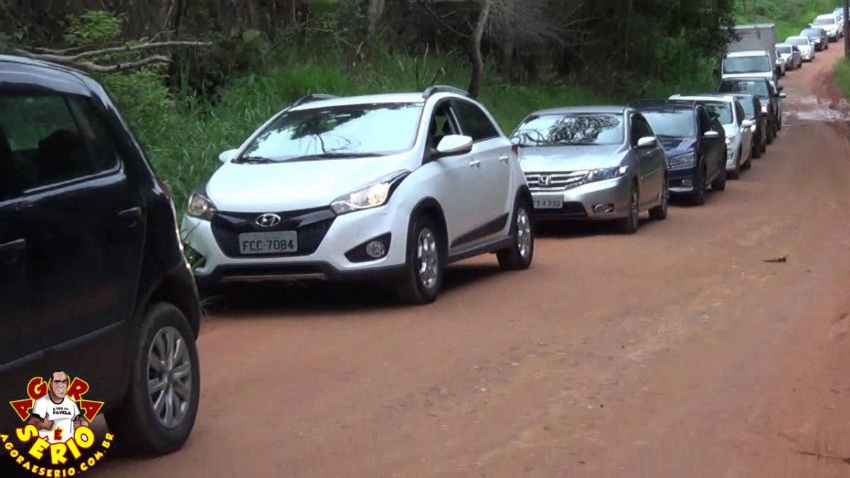 SÃO LOURENÇO DA SERRA ACIDENTE GRAVE COM CAMINHÃO SENTIDO SUL WAZE