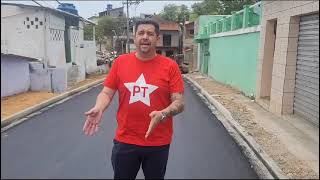 THIAGO DO MÃE QUE ACOLHE MOSTRA A PAVIMENTAÇÃO DA RUA JOSÉ DA SILVA NO BARNABES OBRA DO PT NO GOVE