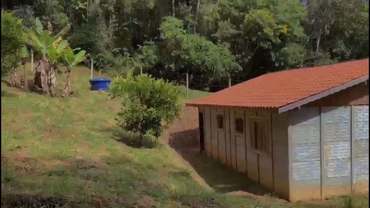 chácara a venda em juquitiba #008