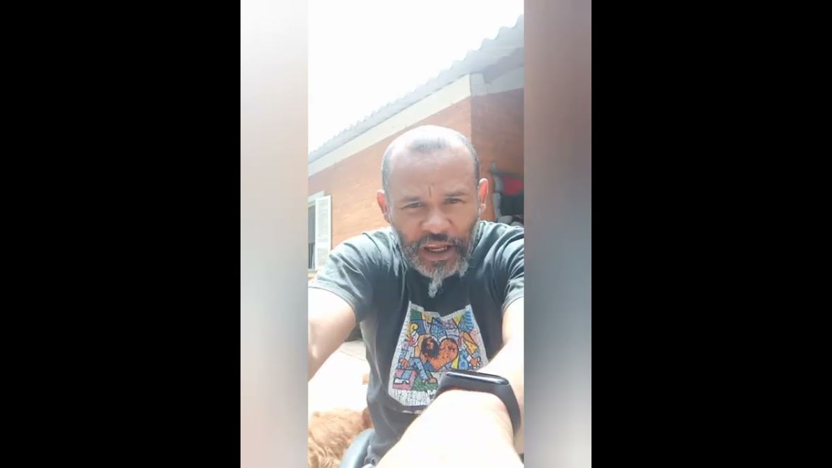 hoje aqui em Juquitiba abri um som graças a Deus se divirta aí comigo