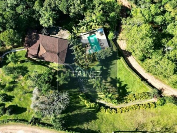 Chácara Completa com Lago, Cachoeira e Permuta em SP/Litoral