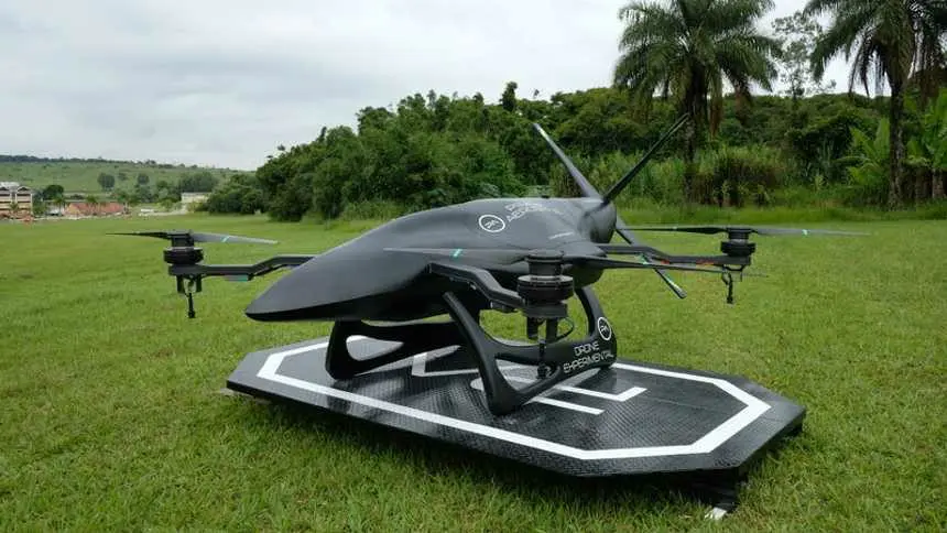 Drones Agrícolas: Startup Lança Ideia de Drone Gigante, mas projeto não decola – Desafios para Pequenos Produtores